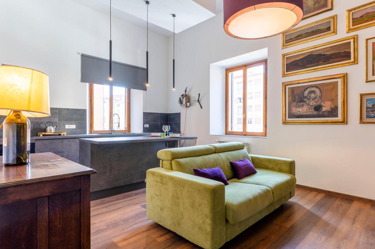 Piccola Venezia Canal View Charming Flat ลีวอร์โน ภายนอก รูปภาพ