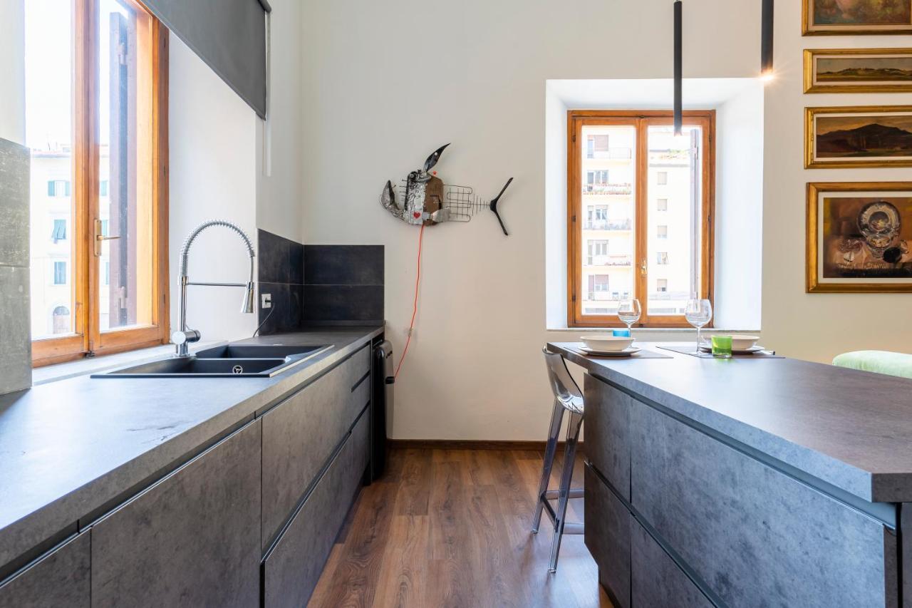 Piccola Venezia Canal View Charming Flat ลีวอร์โน ภายนอก รูปภาพ